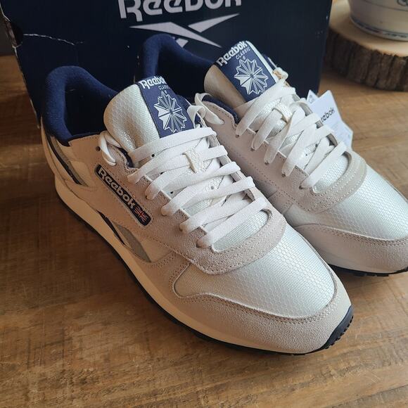 Reebok Classic Unisex Leather Mens 11 EU 44.5 Chalk/NAVY/Black Sneakers Shoes‎ main image 8